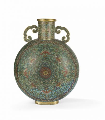 Artexpertise Paris propose l’estimation gratuite d’œuvres d’art dans le 3ème arrondissement de Paris : tableaux, sculptures, bijoux, mobilier ancien, objets d’art et collections. Expertise fiable et confidentielle.
