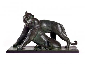 Faites estimer gratuitement vos tableaux, bijoux, sculptures, objets anciens et œuvres d’art. Expertise confidentielle en ligne par Artexpertise Paris, spécialiste du marché de l’art.